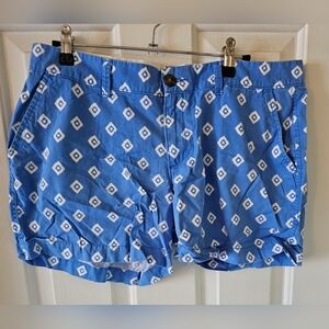 Old Navy Argyle/diamond shorts blue and white.